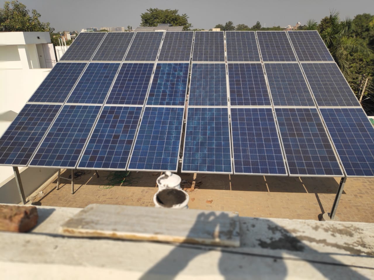 8 kw in sector 17a gurgaon  alok lal